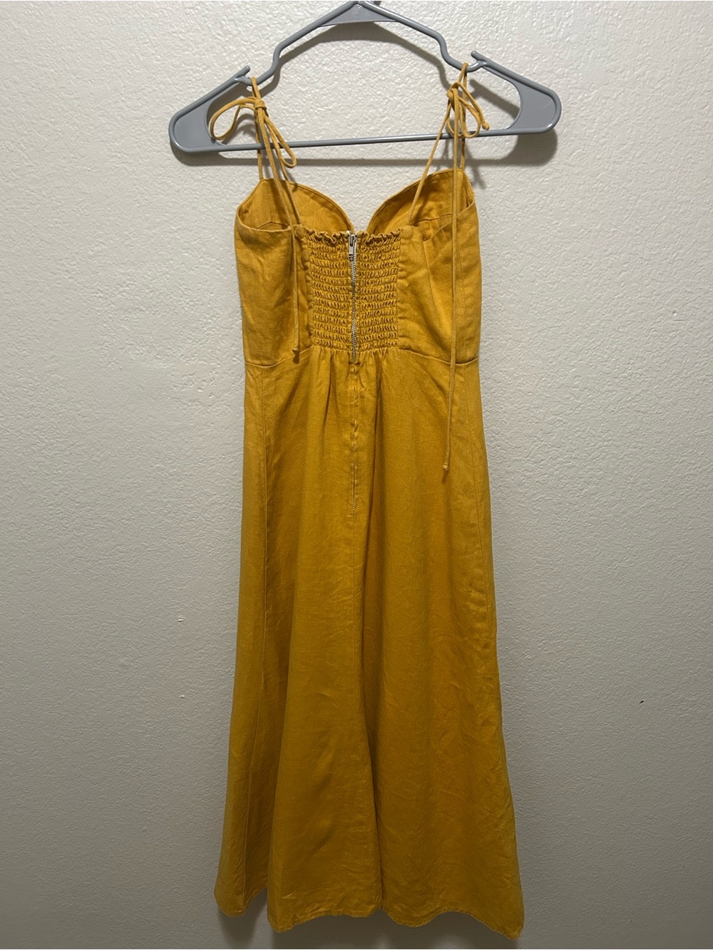 Reformation Natasha Linen Midi Dress Ochre Size 4 Sweetheart Tie Strap Slit - Picture 6 of 10